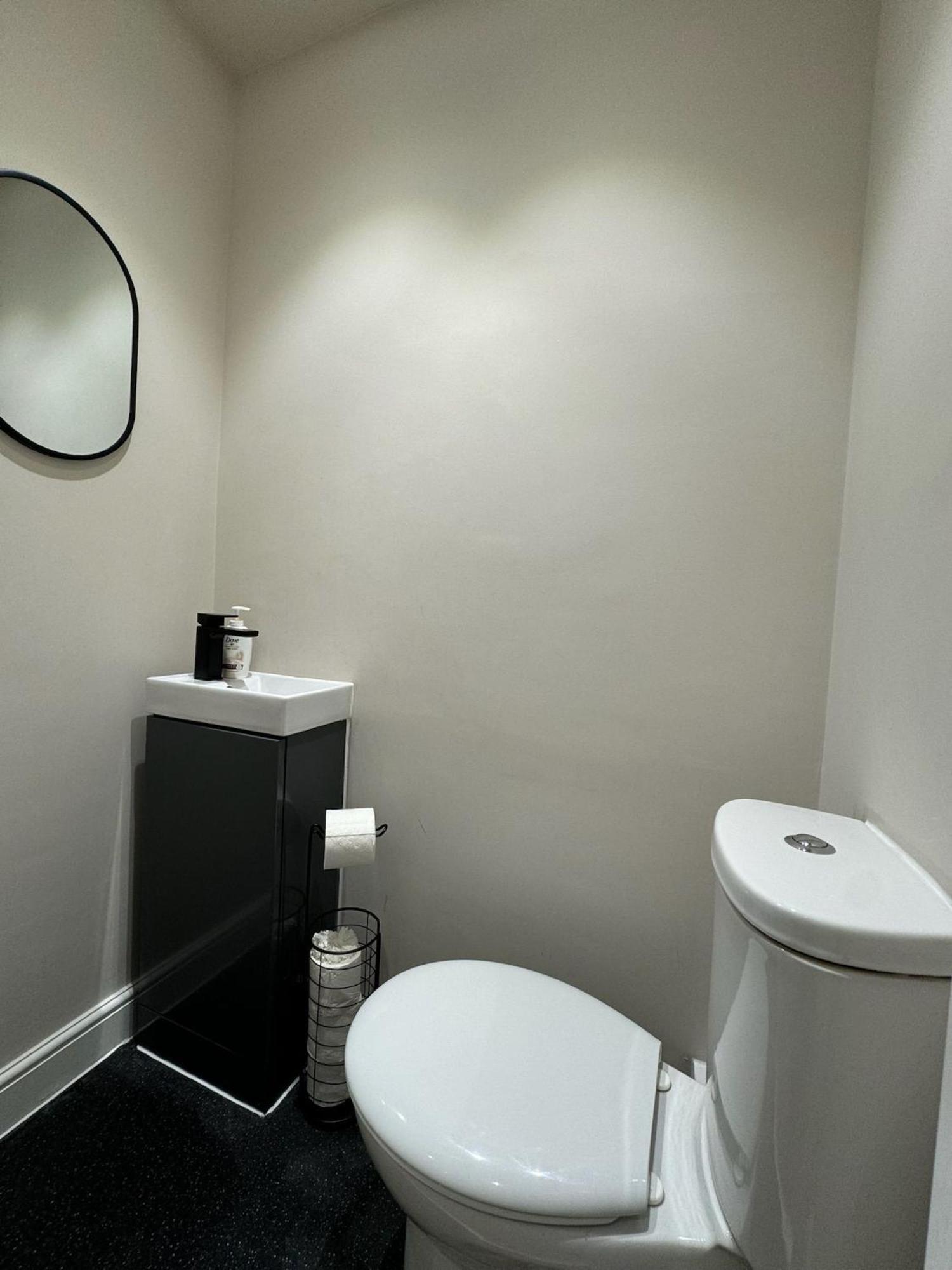 Modern 1Bed Flat In The Heart Of Leeds City Centre المظهر الخارجي الصورة